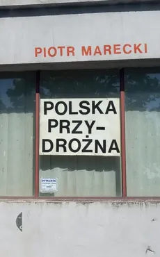Polska przydrożna - Outlet - Piotr Marecki