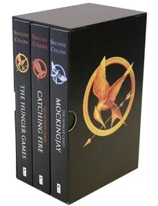 Hunger Games Trilogy Box - Suzanne Collins